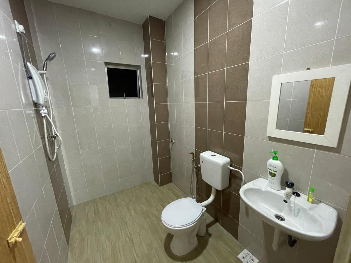 No 61 Nazirin Homestay Tmn Indah Raya 2 Manjung Lumut Zewnętrze zdjęcie