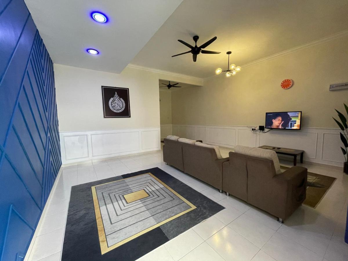 No 61 Nazirin Homestay Tmn Indah Raya 2 Manjung Lumut Zewnętrze zdjęcie
